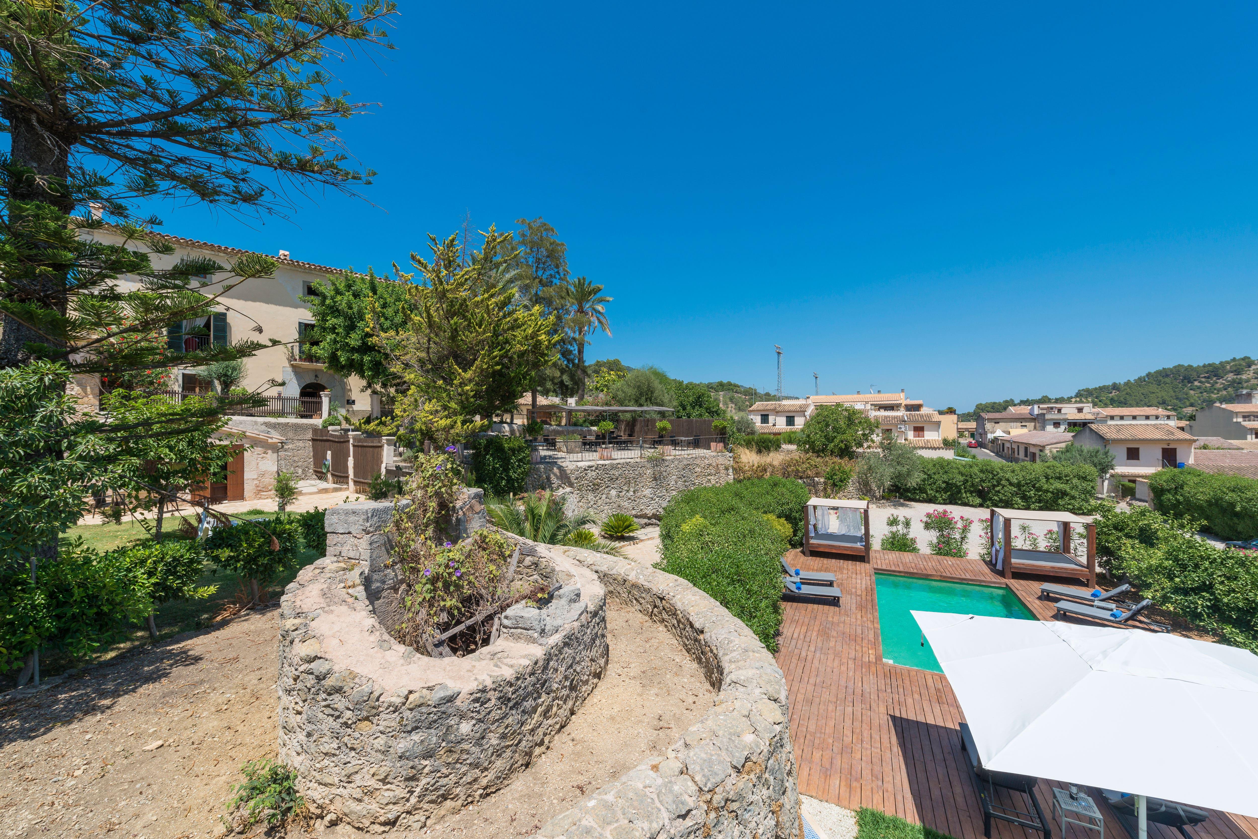 Hotel Turixant Mancor del Valle Bagian luar foto